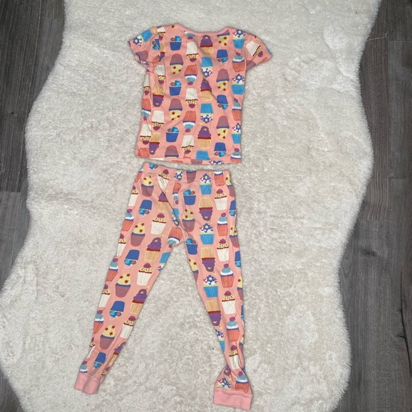 Carter’s girls PJ set size 6 - Picture 5 of 5